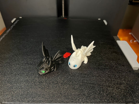 Mini 3D Printed Night Fury and Light Fury