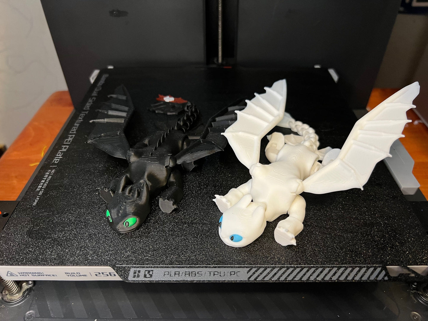 3D Printed Light Fury and Night Fury!